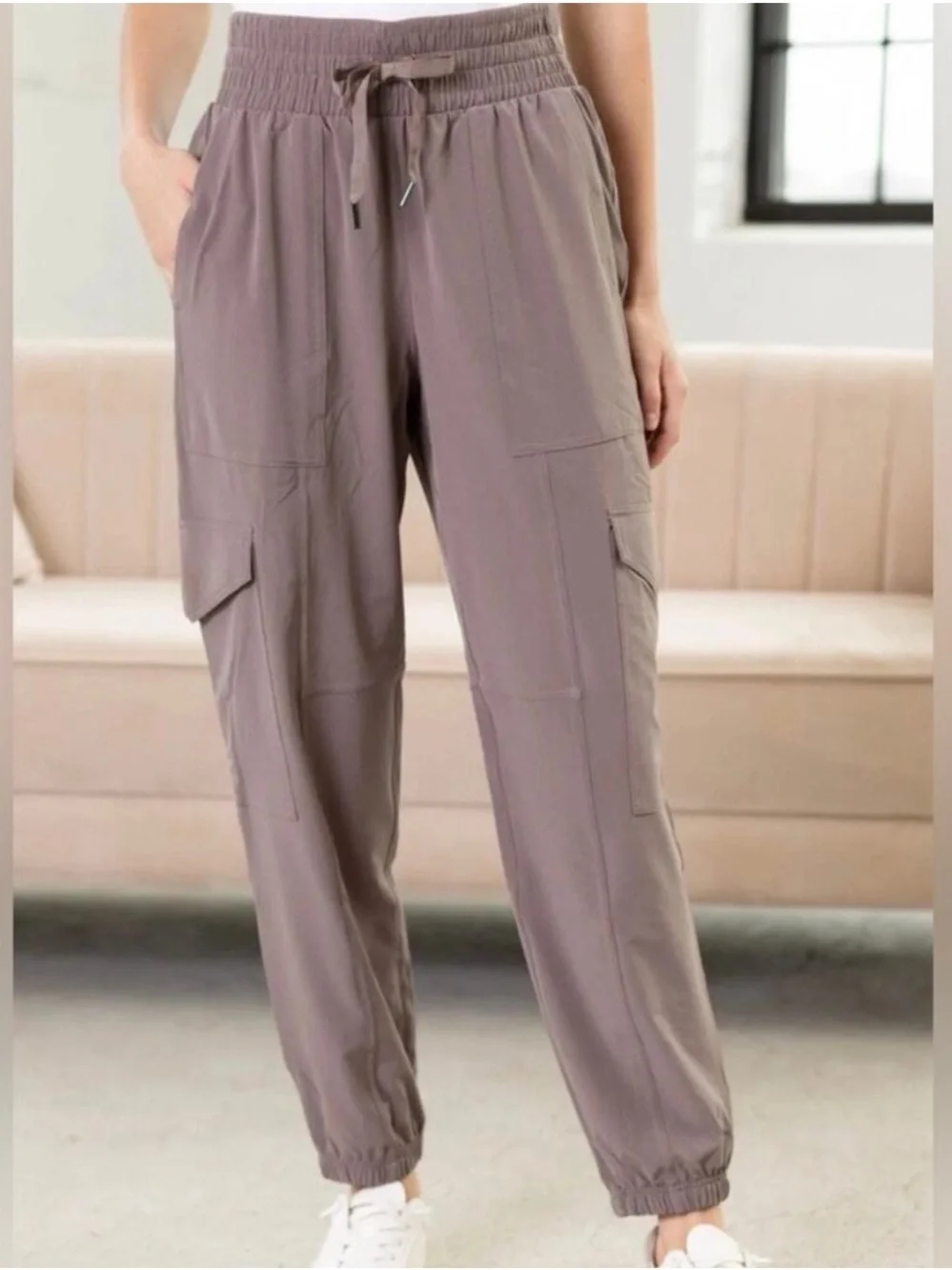 Spanx Out Of Office Cargo Joggers Sweatpants Smoke Taupe Brown Drawstring Small - Picture 2 of 13